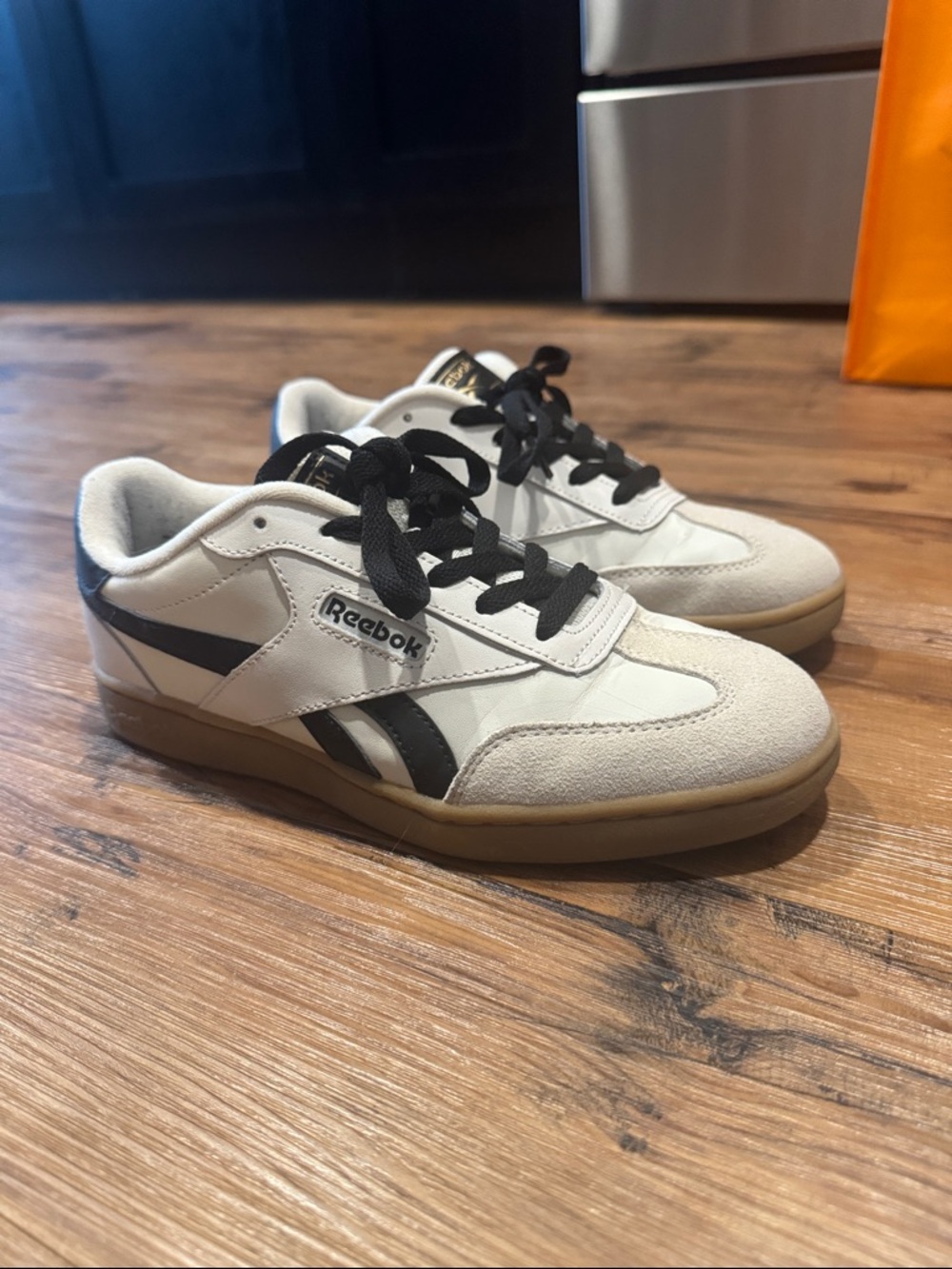 Reebok Low-Top Sneakers in White, Black & Gum